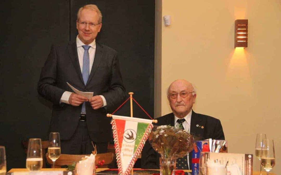 20181201_ehrung_80_jahre_schwalbe_02