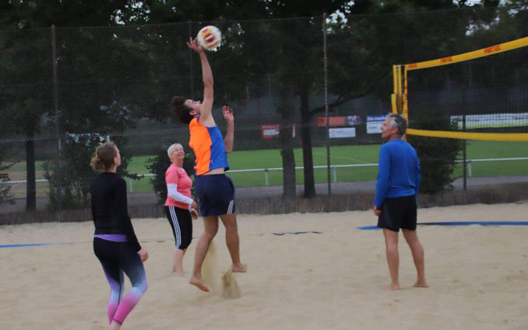 180709_Badminton_Beach-Volleyball_01